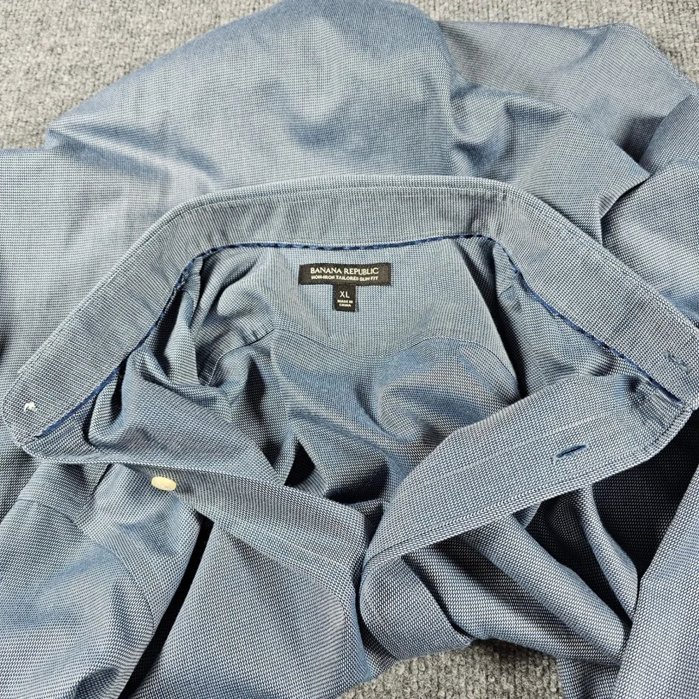 Banana Republic Mens XL Blue No-Iron Tailored Slim Fit Micro Pattern Dress Shirt